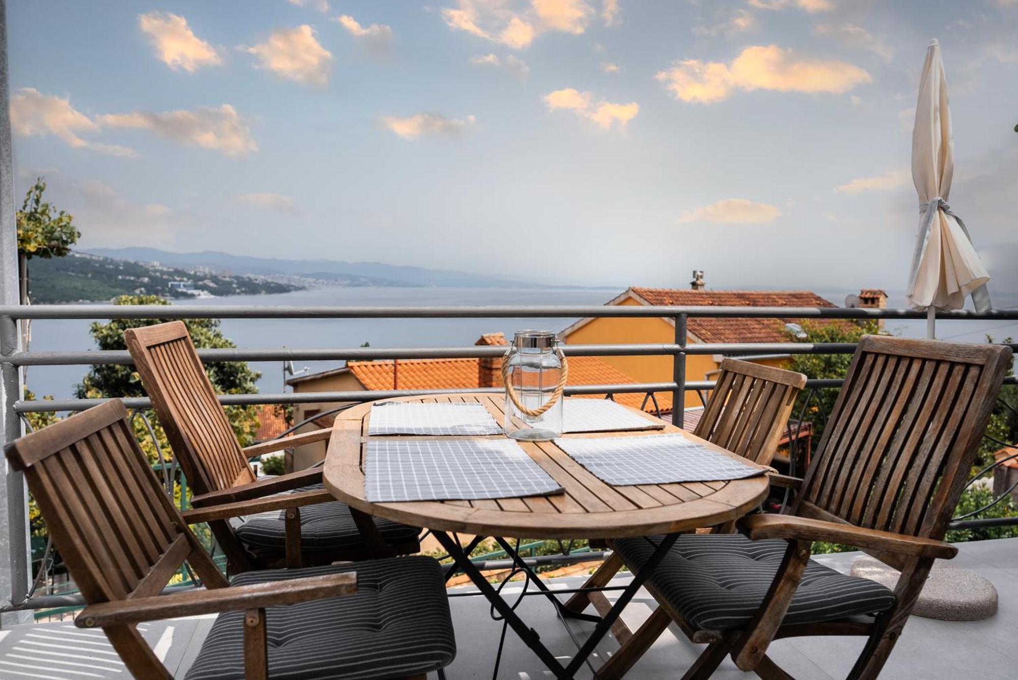 New Cosy Apartments With Private Parking Opatija Exteriör bild